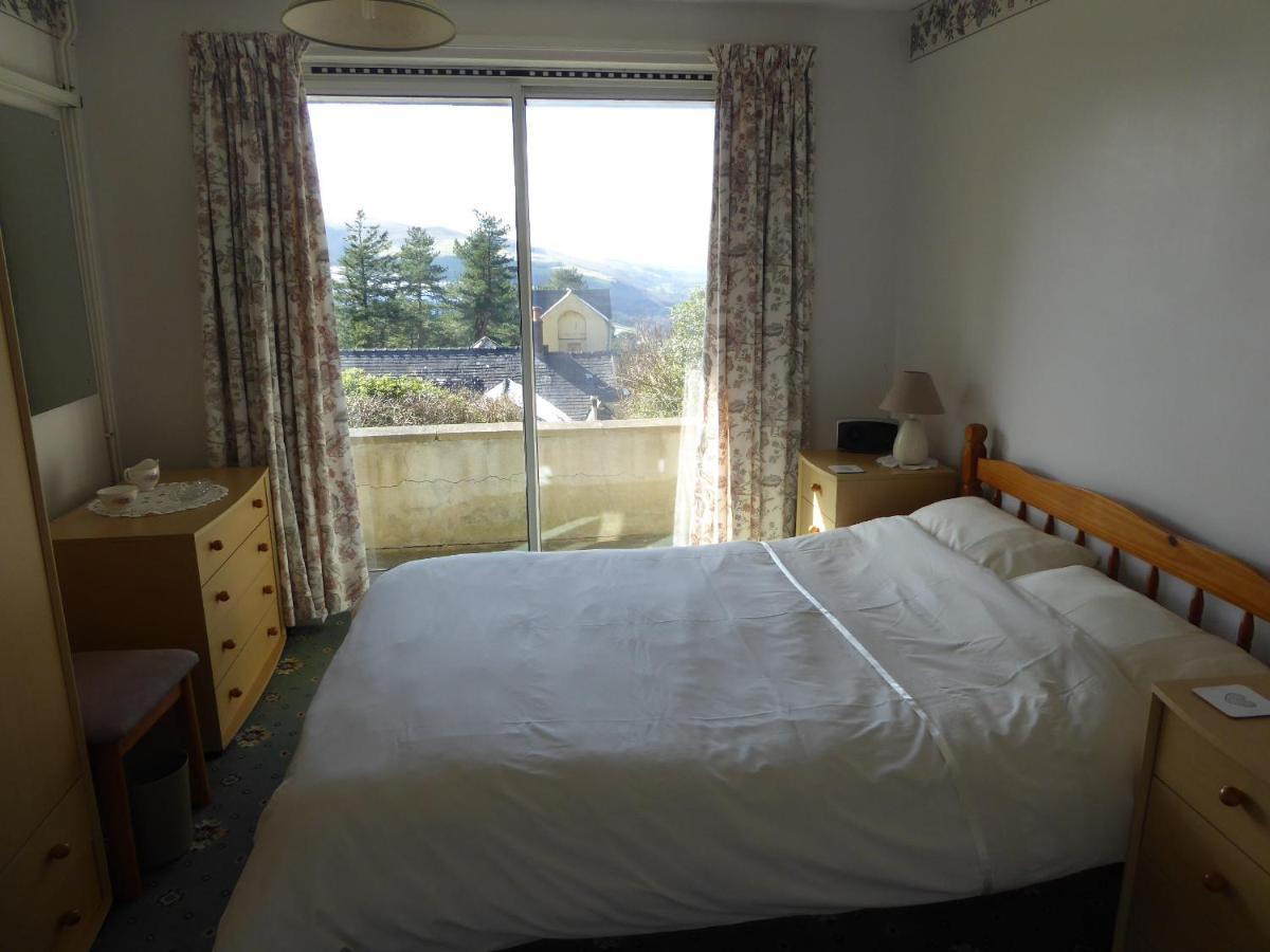 Plas Heulog Holiday Accommodation 렌페어페찬 외부 사진