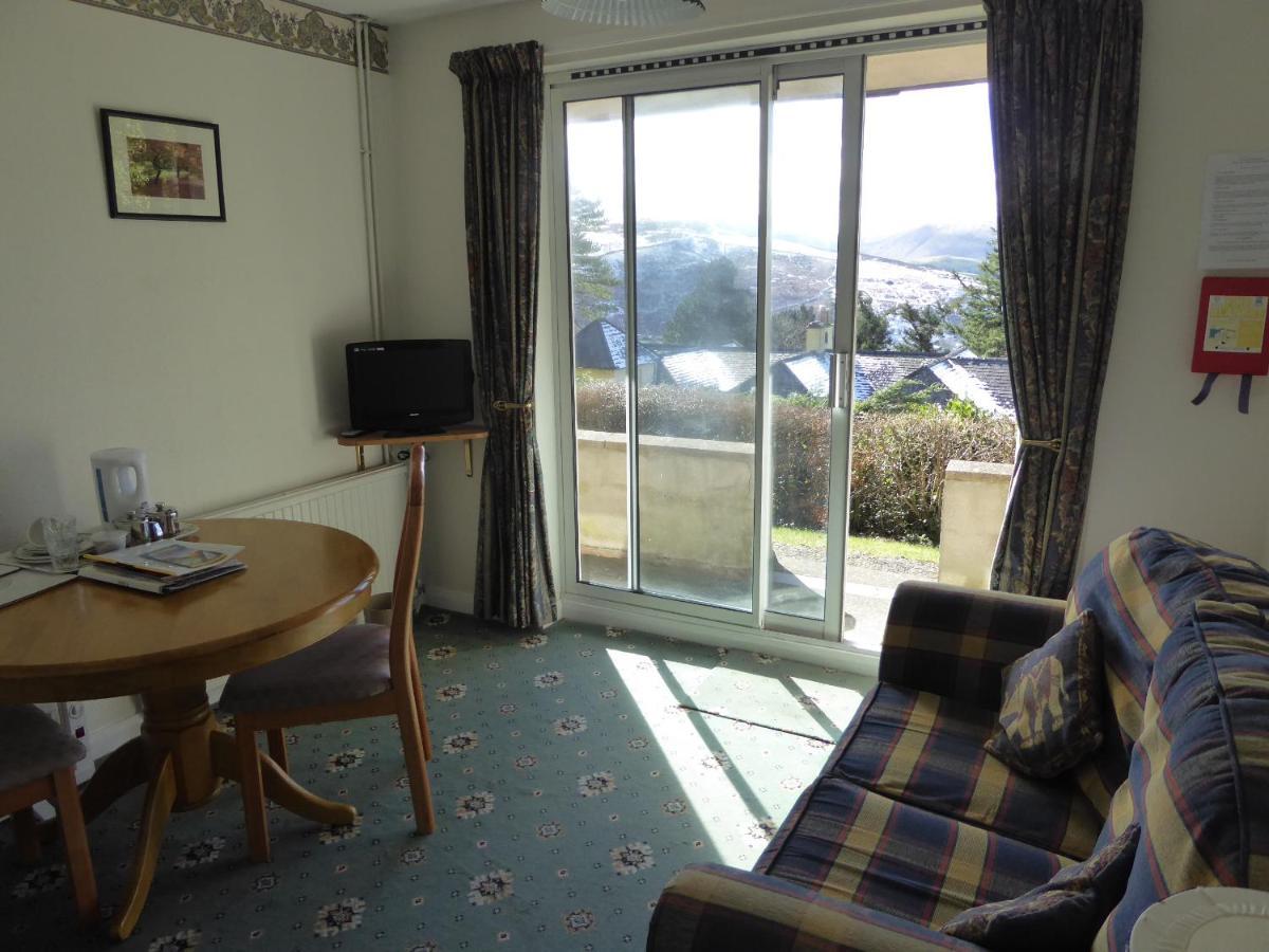 Plas Heulog Holiday Accommodation 렌페어페찬 외부 사진